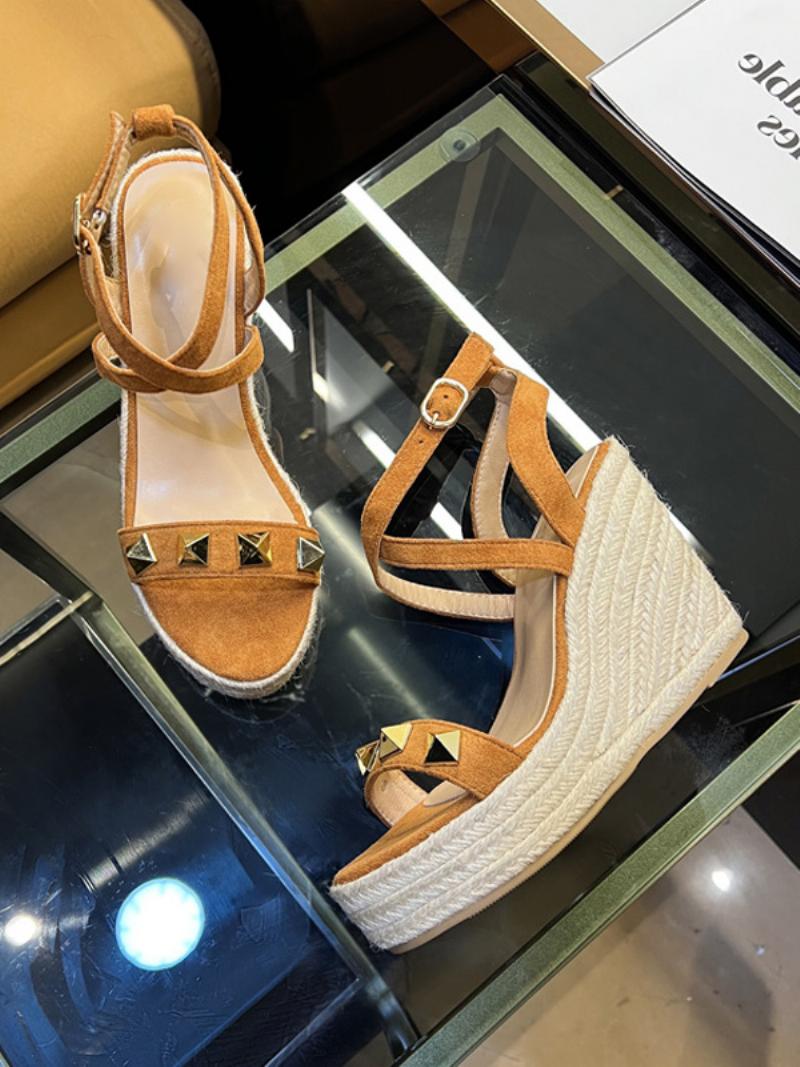 Női Wedge Sandals Platform Rivets Velúr Criss Cross Szandálcipő - Kávé Barna